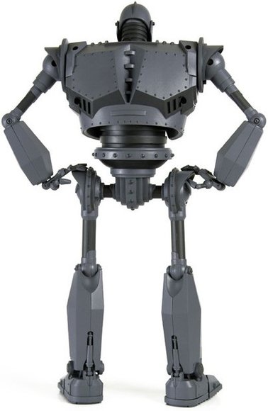 IRON GIANT Deluxe Figure figure, produced by Mondo. Back view.