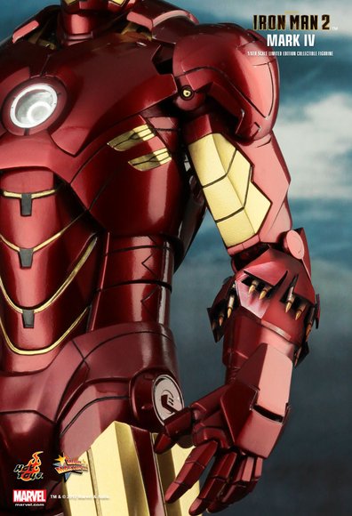 Iron Man 2 Mark IV figure by Jc. Hong, produced by Hot Toys. Detail view.