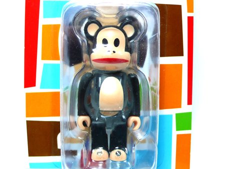 Julius Be@rbrick 100% figure by Paul Frank, produced by Medicom Toy. Detail view.
