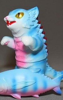Kaiju Negora Blue Stripe figure by Mark Nagata, produced by Max Toy Co.. Front view.