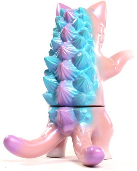 Kaiju Negora (ネゴラ) - Snow Purple figure by Konatsu, produced by Konatsuya. Back view.