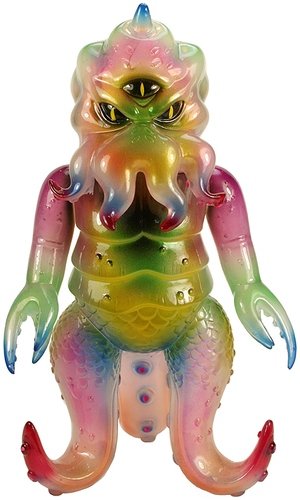 Kaiju Tripus Milky White Edition figure by Mark Nagata, produced by Max Toy Co.. Front view.