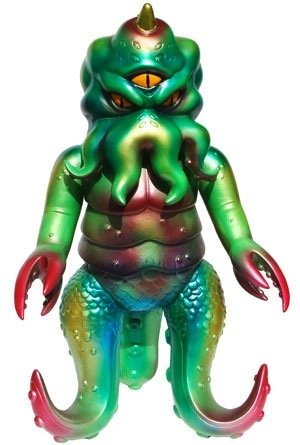 Kaiju TriPus figure by Mark Nagata, produced by Max Toy Co.. Front view.