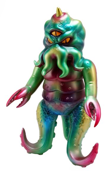 Kaiju TriPus figure by Mark Nagata, produced by Max Toy Co.. Front view.