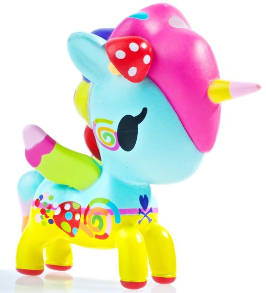 Kinoko figure by Simone Legno (Tokidoki), produced by Tokidoki. Front view.