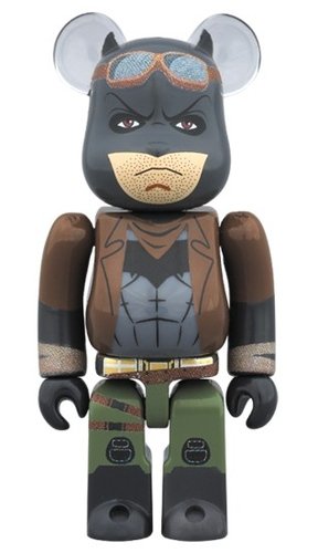 KNIGHTMARE BATMAN BE@RBRICK 100％ figure, produced by Medicom Toy. Front view.