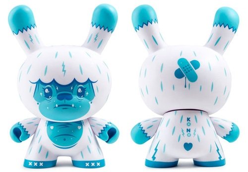Kono the Yeti figure by Squink, produced by Kidrobot. Front view.