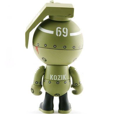 Nade Trooper figure by Frank Kozik, produced by Jamungo. Back view.