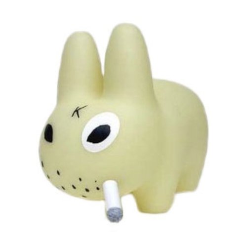 labbit figure. Front view.