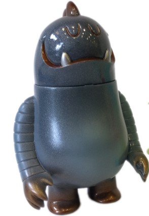 Leroy C. - Pearl Grey figure by Invisible Creature, produced by Super7. Front view.