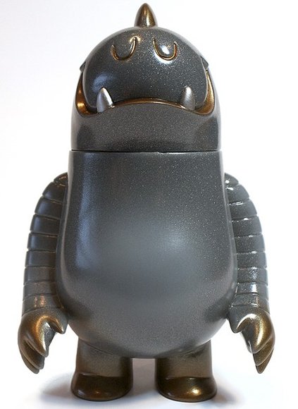Leroy C. - Pearl Grey figure by Invisible Creature, produced by Super7. Front view.