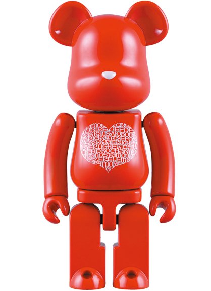 International Love Heart Be@rbrick 200% figure by Alexander Girard, produced by Medicom Toy X Bandai. Front view.