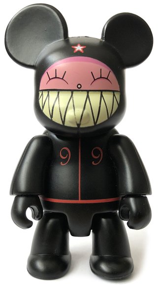 Little James - Black figure by Dalek, produced by Toy2R. Front view.