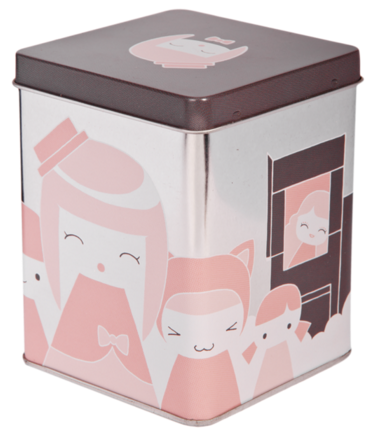 Lolita figure by Joanna Zhou, produced by Momiji. Packaging.