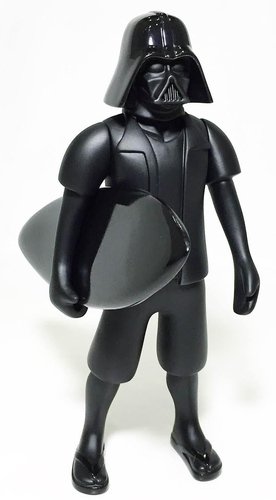 Lord on Vacation - Double Dark figure by Abell Octovan. Front view.