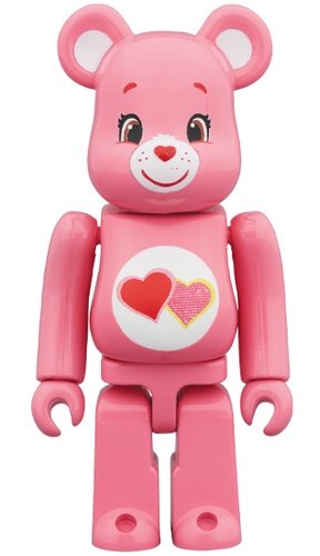 Love-a-Lot Bear BE@RBRICK 100% figure, produced by Medicom Toy. Front view.