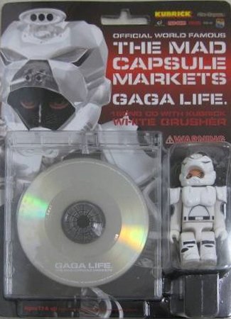 Mad Capsule Markets Gaga Life CD + kubrick figure by Mad Capsule Markets, produced by Medicom Toy. Front view.