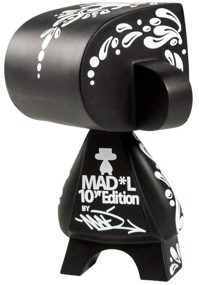 MAD*L - 10YR Edition figure by Jeremy Madl (Mad), produced by Solid. Back view.