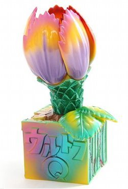 Mammoth Flower (マンモスフラワー) figure by Yuji Nishimura, produced by M1Go. Side view.