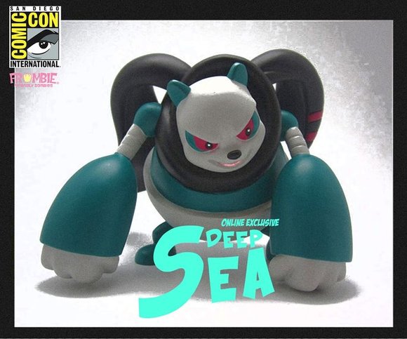 Deep Sea Mechy Pang figure by Frombie, produced by Frombie. Front view.