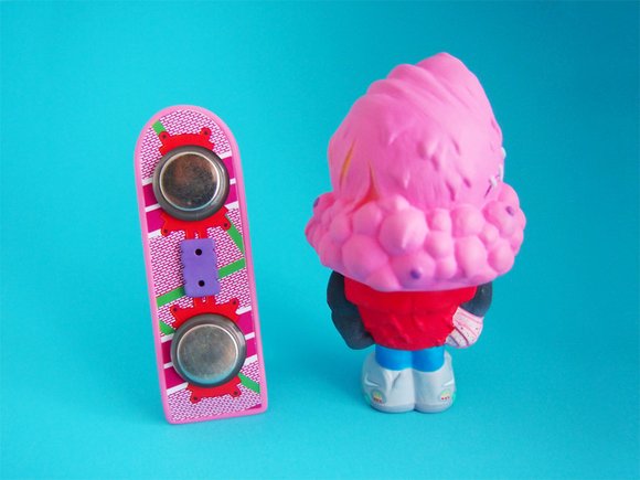 Melty McFly figure by Dolly Oblong, produced by Buff Monster. Back view.