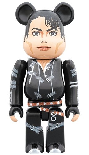 Michael Jackson “BAD” BE@RBRICK 100% figure, produced by Medicom Toy. Front view.