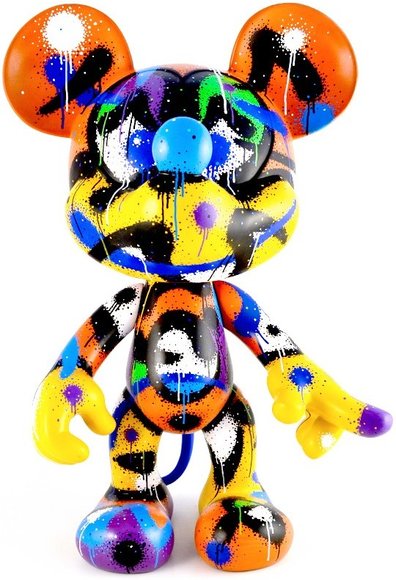 Mickey figure by Mist, produced by Artoyz Originals. Front view.