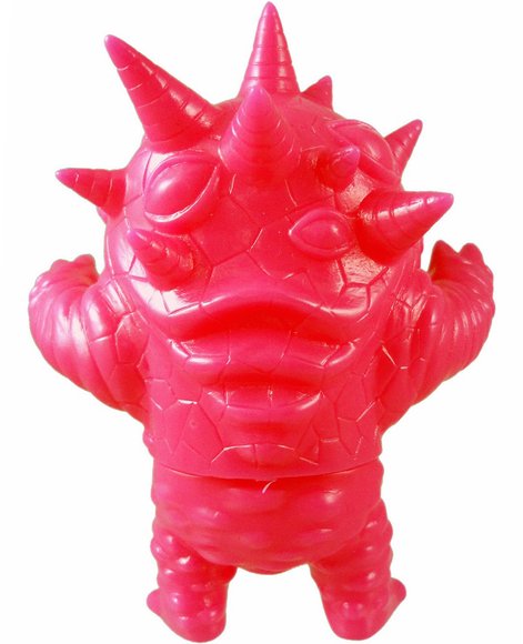 Mini Eyezon - Unpainted Pink figure by Mark Nagata, produced by Max Toy Co.. Back view.