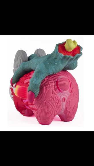MISHKA KEEP WATCH  LABBIT figure by Mishka, produced by Kidrobot. Back view.