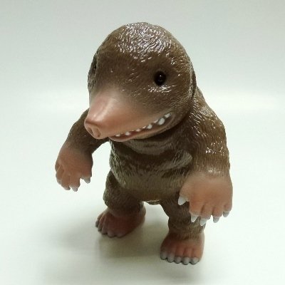 Mogudon (モグドン) - OG figure by Noriya Takeyama, produced by Takepico. Front view.