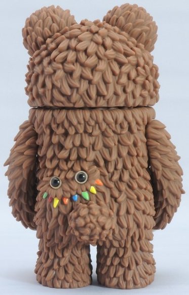 Muckey (ムッキー) - Crazy Chocolate figure by Hiroto Ohkubo, produced by Instinctoy. Back view.