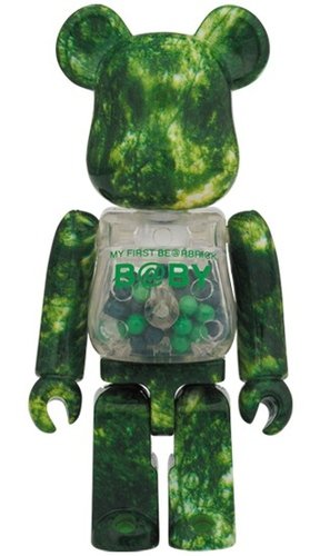 MY FIRST BE@RBRICK 100％ FOREST GREEN Ver. figure, produced by Medicom Toy. Front view.