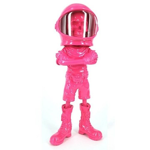 N.N.A (Negative never again) figure by Yosuke Ueno, produced by Mighty Jaxx. Front view.