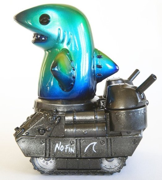 No Fins! figure by Mark Nagata. Side view.