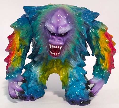 Omega Bigfoot/ Yeti Rainbow figure by Dream Rocket, produced by Dream Rocket. Front view.