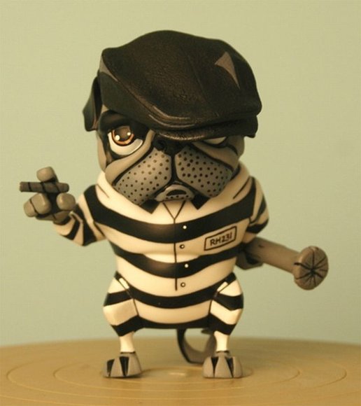 Pugzee - Jailbreaker figure by Dave Cortes, produced by Inu Art. Front view.