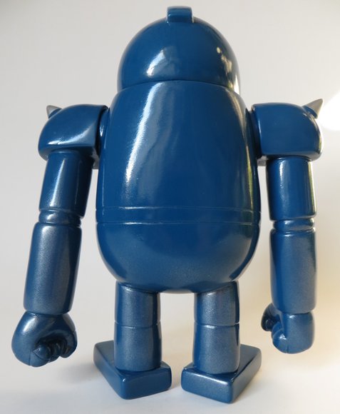 Robot Thirteen サーティーン 03 figure by Rumble Monsters, produced by Rumble Monsters. Back view.