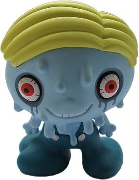 Sammy-kun figure by Junko Mizuno, produced by Kidrobot. Front view.