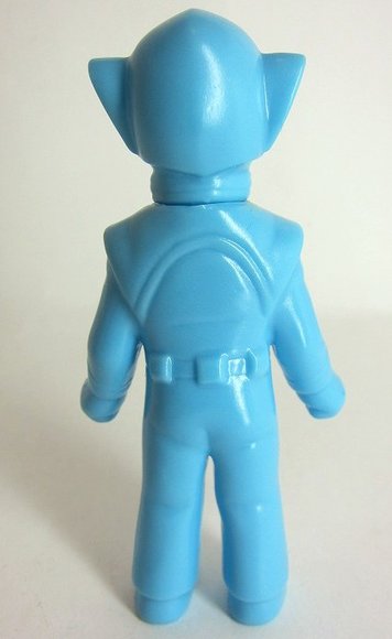 Shadow Alien - M1号 Shadow Seijin Mini figure by Yuji Nishimura, produced by M1Go. Back view.