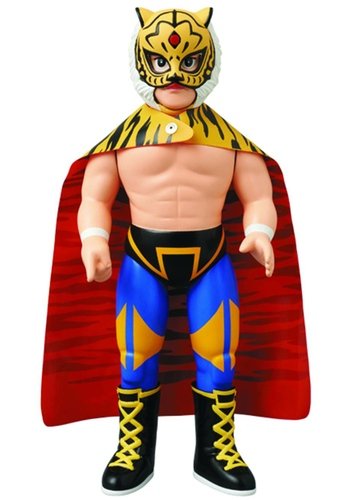 Shodai Tiger Mask figure, produced by Medicom Toy. Front view.