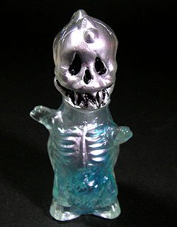 Silver Honegon figure by Elegab, produced by Elegab. Front view.