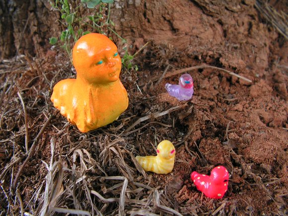 Slugkin figure by Cloun9. Detail view.