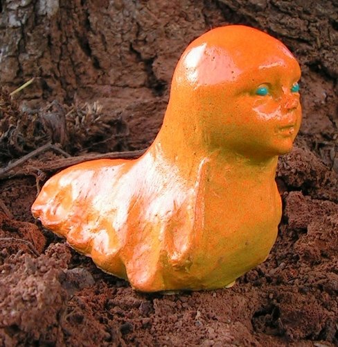 Slugkin figure by Cloun9. Front view.