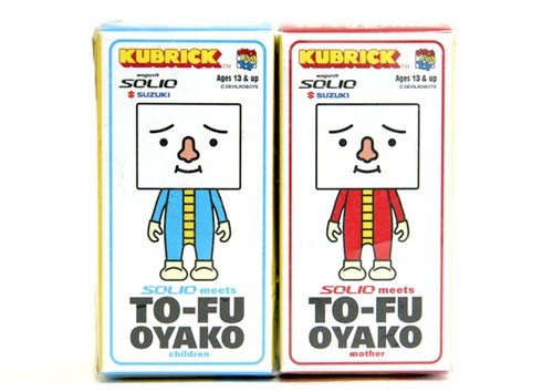 Solio meets To-fu Oyako figure by Devilrobots, produced by Medicom Toy. Packaging.