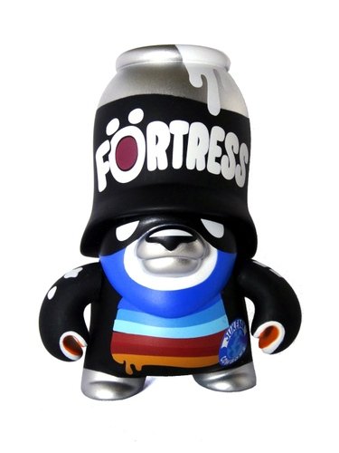 Spray Trooper Variant figure by Flying Fortress, produced by Artoyz Originals. Front view.
