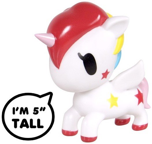 Stellina Unicorno figure by Simone Legno (Tokidoki), produced by Tokidoki. Front view.