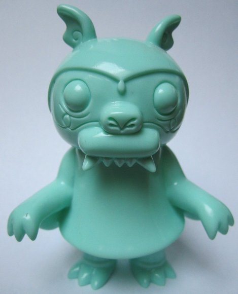 Steven the Bat figure by Bwana Spoons, produced by Super7. Front view.