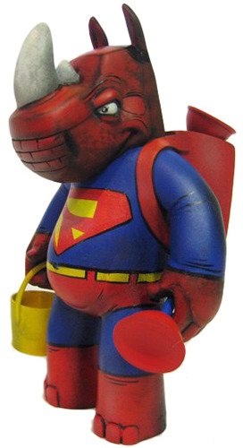 Super Rumpus figure by Scribe, produced by Cardboard Spaceship. Front view.