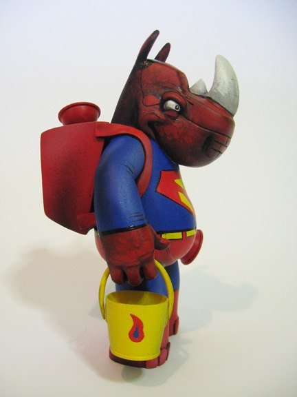 Super Rumpus figure by Scribe, produced by Cardboard Spaceship. Side view.