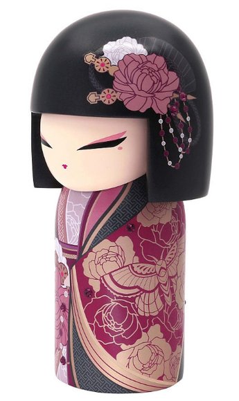 Tamaki - Treasured figure by Theairdgroup (Tag), produced by Kimmidoll. Side view.